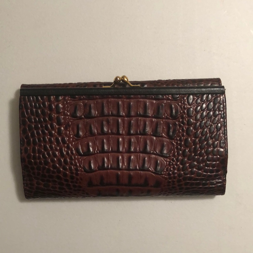 Brahmin Melbourne Wallet